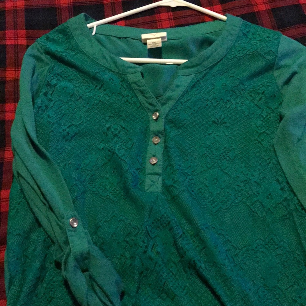 Green shirt